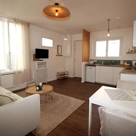 Apartman Belle Maison De Ville, T3, A Pied St Charles Biarritz