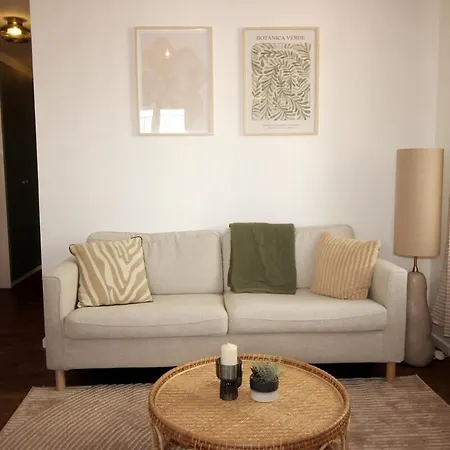 Appartement Belle Maison De Ville, T3, à Pied St Charles